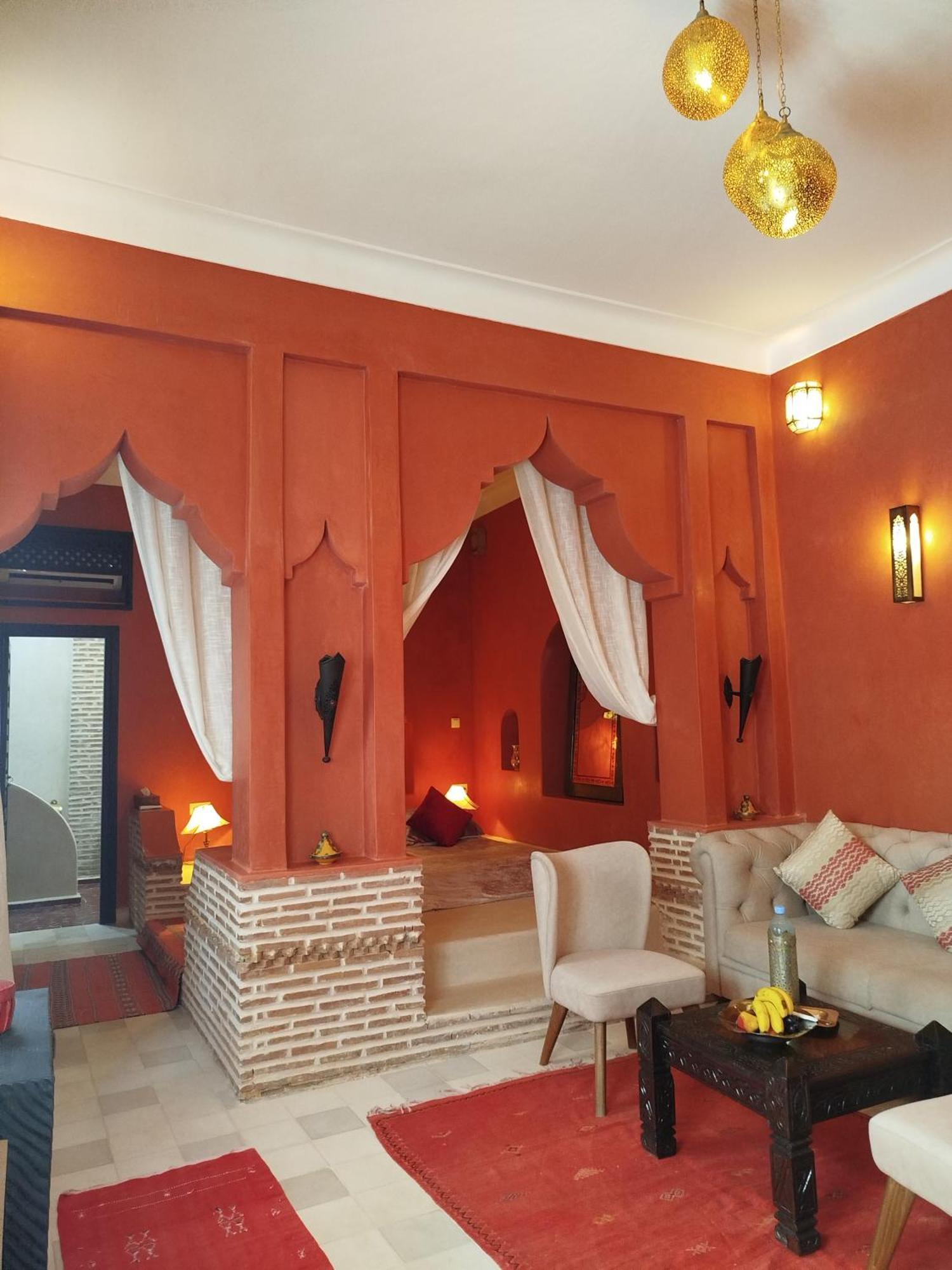 Riad Les Trois Mages مراكش المظهر الخارجي الصورة